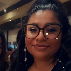 Meet your Posher, Chrystal